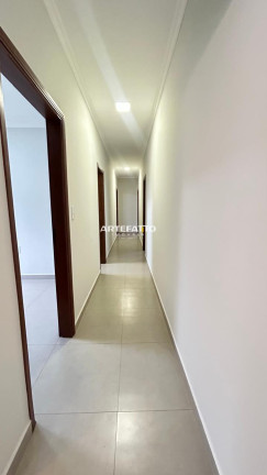 Imagem Casa com 4 Quartos à Venda, 300 m² Imagem Casa com 4 Quartos à Venda, 300 m²