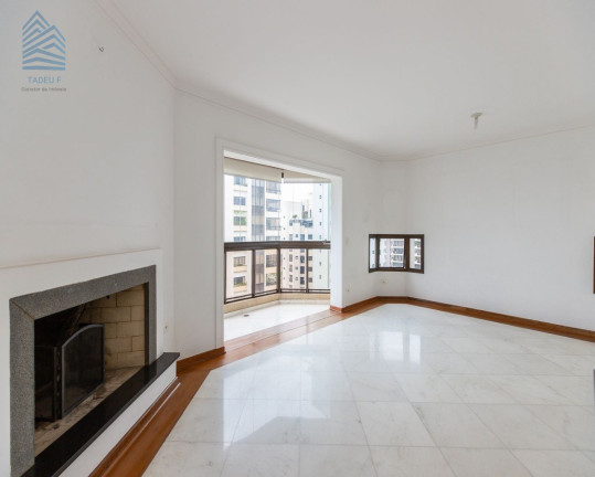 Imagem Imóvel com 4 Quartos à Venda, 172 m² em Moema - São Paulo Imagem Imóvel com 4 Quartos à Venda, 172 m² em Moema - São Paulo