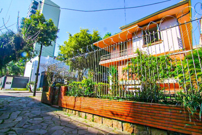 Imagem Casa com 4 Quartos à Venda, 340 m² em Petrópolis - Porto Alegre
