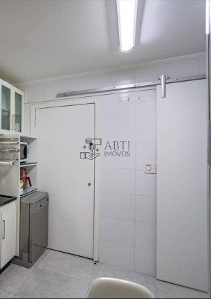 Imagem Apartamento com 2 Quartos à Venda, 77 m² em Moema - São Paulo