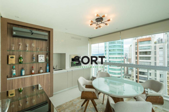 Imagem Apartamento com 3 Quartos à Venda, 152 m² em Centro - Balneário Camboriú