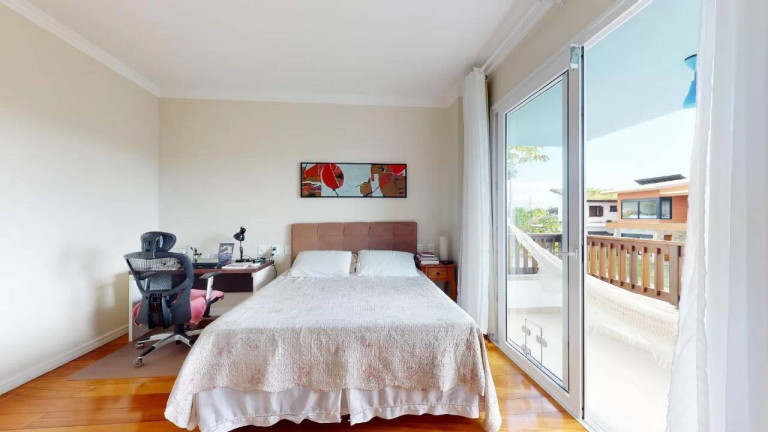 Imagem Casa com 5 Quartos à Venda, em Morro Das Pedras - Florianópolis Imagem Casa com 5 Quartos à Venda, em Morro Das Pedras - Florianópolis