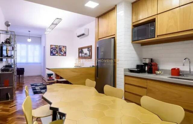 Imagem Apartamento com 3 Quartos à Venda, 91 m² em Copacabana - Rio De Janeiro Imagem Apartamento com 3 Quartos à Venda, 91 m² em Copacabana - Rio De Janeiro