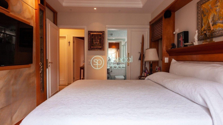 Imagem Apartamento com 3 Quartos à Venda, 200 m² em Itaim Bibi - São Paulo Imagem Apartamento com 3 Quartos à Venda, 200 m² em Itaim Bibi - São Paulo