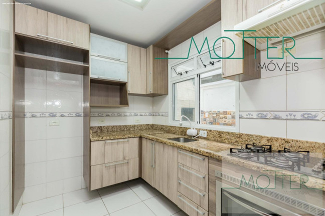 Imagem Casa com 3 Quartos à Venda, 105 m² em Pinheirinho - Curitiba