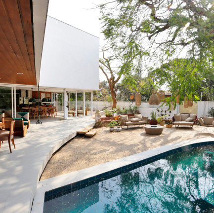 Casa com 4 Quartos à Venda, 579 m² em Alto De Pinheiros - São Paulo