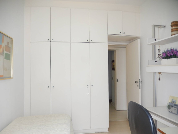 Imagem Apartamento com 3 Quartos à Venda, em Ipanema - Rio De Janeiro Imagem Apartamento com 3 Quartos à Venda, em Ipanema - Rio De Janeiro