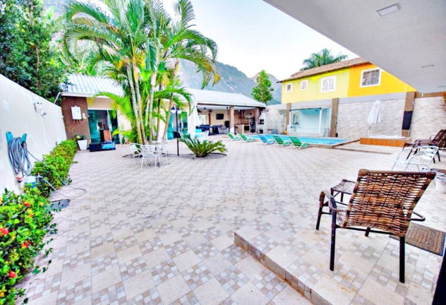 Imagem Casa com 4 Quartos à Venda,  em Vargem Pequena - Rio De Janeiro