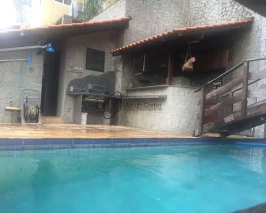 Imagem Casa com 4 Quartos à Venda, 600 m² em Itaipú - Niterói Imagem Casa com 4 Quartos à Venda, 600 m² em Itaipú - Niterói
