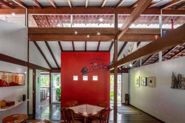 Imagem Casa com 3 Quartos à Venda, 274 m² em Granja Viana - Carapicuíba Imagem Casa com 3 Quartos à Venda, 274 m² em Granja Viana - Carapicuíba