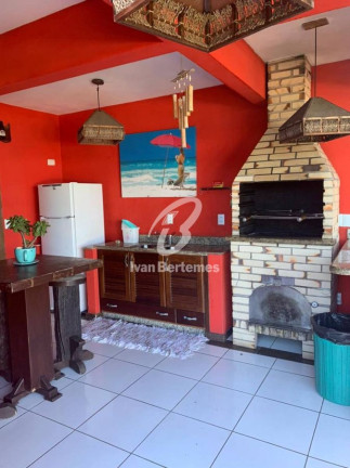 Imagem Casa com 5 Quartos para Temporada, em Canto Grande - Bombinhas Imagem Casa com 5 Quartos para Temporada, em Canto Grande - Bombinhas