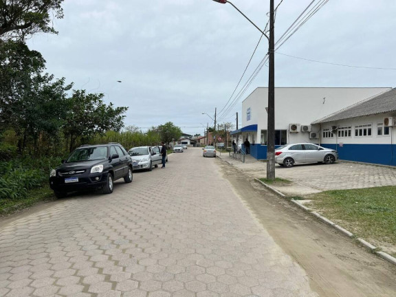 Imagem Casa com 4 Quartos à Venda, 135 m² em Centro - Balneário Barra Do Sul Imagem Casa com 4 Quartos à Venda, 135 m² em Centro - Balneário Barra Do Sul