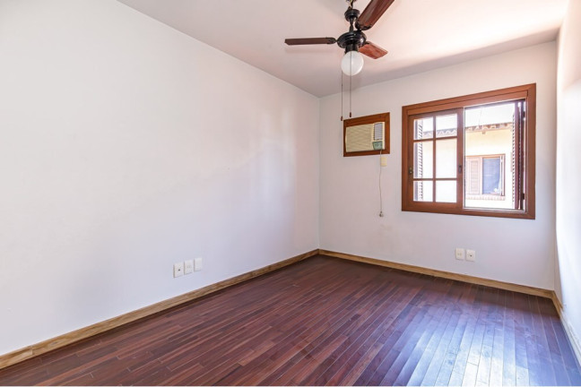 Imagem Casa de Condomínio com 3 Quartos à Venda, 205 m² Imagem Casa de Condomínio com 3 Quartos à Venda, 205 m²