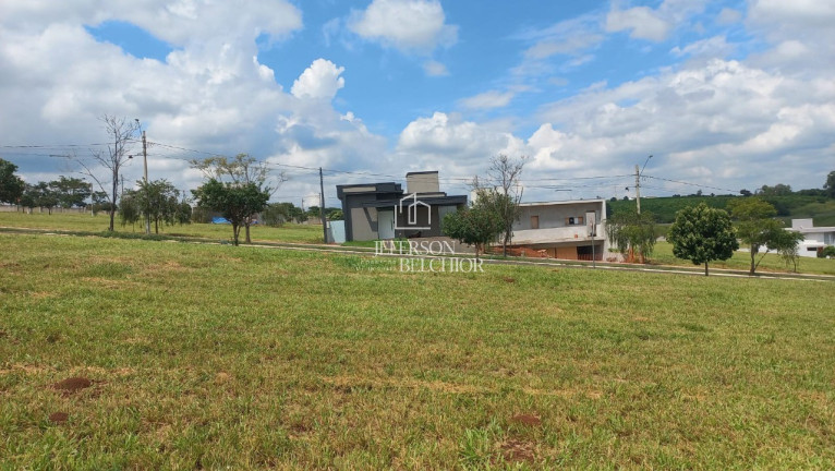 Imagem Terreno à Venda, 324 m² em Residencial Vila Toscana - Mogi Mirim Imagem Terreno à Venda, 324 m² em Residencial Vila Toscana - Mogi Mirim