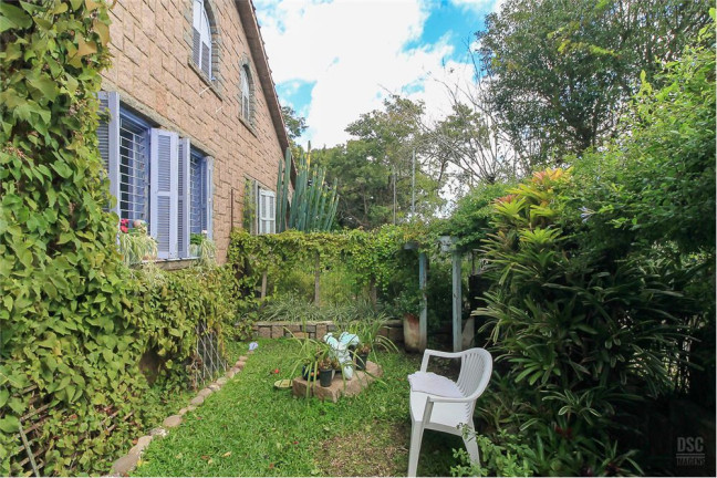 Imagem Casa com 2 Quartos à Venda, em Tristeza - Porto Alegre Imagem Casa com 2 Quartos à Venda, em Tristeza - Porto Alegre