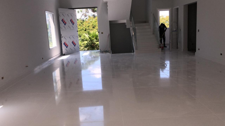 Imagem Casa com 4 Quartos para Alugar ou Temporada, 570 m² em Tamboré - Santana De Parnaíba Imagem Casa com 4 Quartos para Alugar ou Temporada, 570 m² em Tamboré - Santana De Parnaíba