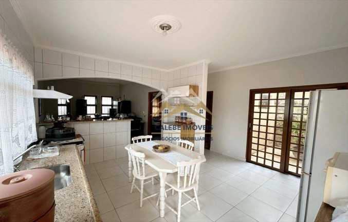 Imagem Casa com 3 Quartos à Venda, 181 m² em Jardim Saba - Tatuí Imagem Casa com 3 Quartos à Venda, 181 m² em Jardim Saba - Tatuí