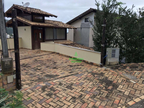 Imagem Casa com 4 Quartos à Venda, 193 m² em Itaipu - Niterói Imagem Casa com 4 Quartos à Venda, 193 m² em Itaipu - Niterói