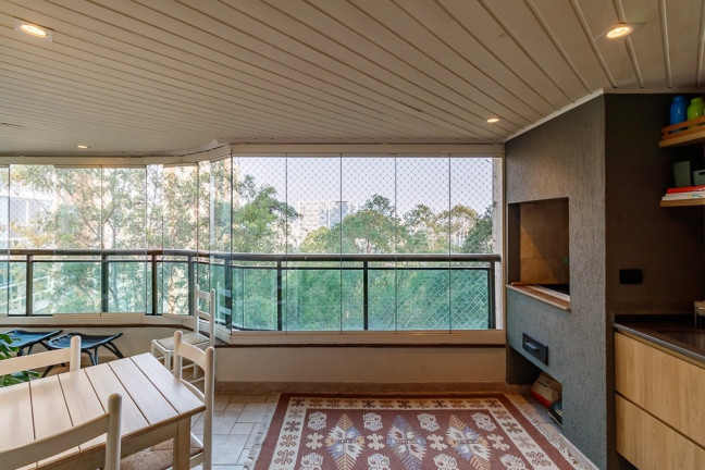 Imagem Imóvel com 3 Quartos à Venda, 225 m² em Jardim Fonte Do Morumbi - São Paulo Imagem Imóvel com 3 Quartos à Venda, 225 m² em Jardim Fonte Do Morumbi - São Paulo