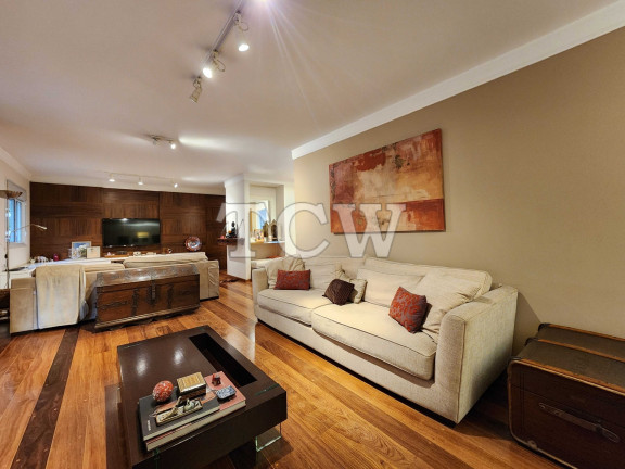 Apartamento com 3 Quartos à Venda, 176 m² em Aclimação - São Paulo