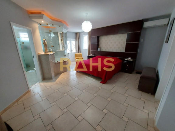 Imagem Casa com 3 Quartos à Venda, 270 m² em Costa E Silva - Joinville