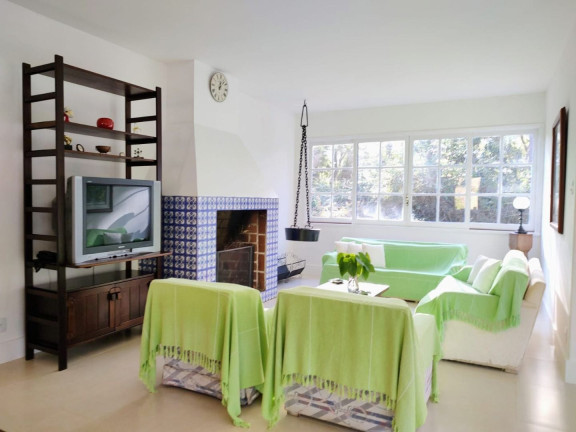 Imagem Casa com 4 Quartos à Venda, 350 m² em Granja Mafra - Teresópolis Imagem Casa com 4 Quartos à Venda, 350 m² em Granja Mafra - Teresópolis