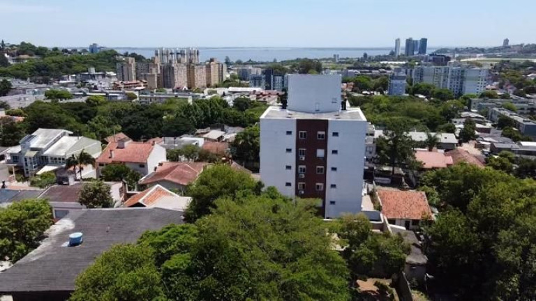 Imagem Terreno à Venda, 445 m² em Tristeza - Porto Alegre Imagem Terreno à Venda, 445 m² em Tristeza - Porto Alegre