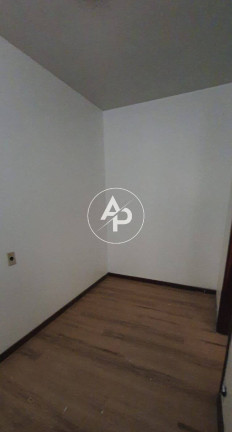 Imagem Casa com 3 Quartos à Venda, 270 m² em Uvaranas - Ponta Grossa