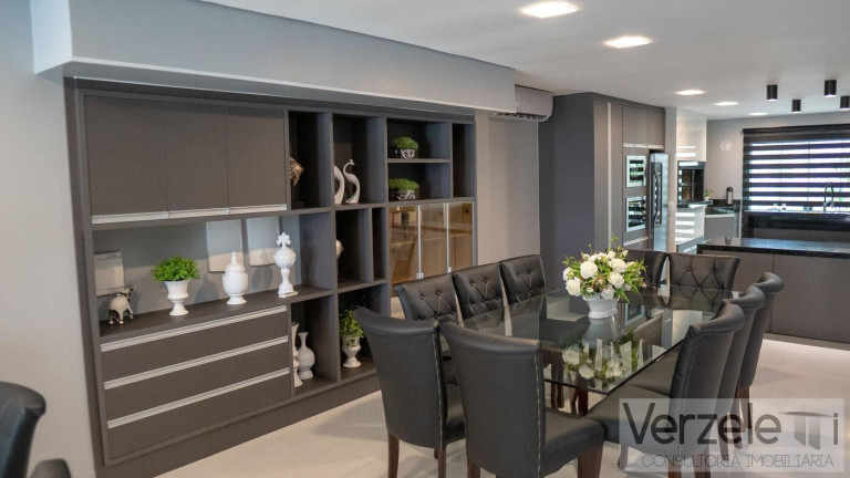 Imagem Apartamento com 4 Quartos para Temporada, 250 m² em Centro - Balneário Camboriú