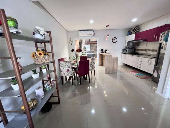 Imagem Sobrado com 3 Quartos à Venda, 147 m² em Igara - Canoas Imagem Sobrado com 3 Quartos à Venda, 147 m² em Igara - Canoas