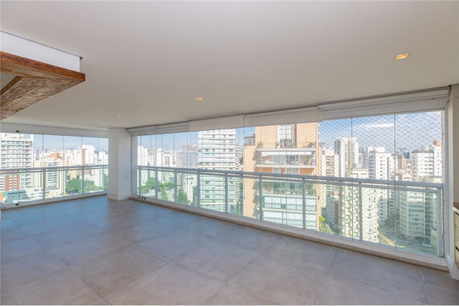 Apartamento com 3 Quartos à Venda, 157 m² em Vila Nova Conceição - São Paulo