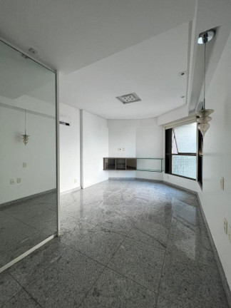 Imagem Imóvel com 4 Quartos à Venda, 220 m² em Jaqueira - Recife Imagem Imóvel com 4 Quartos à Venda, 220 m² em Jaqueira - Recife