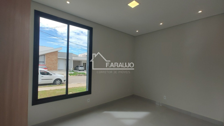 Imagem Imóvel com 3 Quartos à Venda, em Cajuru Do Sul - Sorocaba Imagem Imóvel com 3 Quartos à Venda, em Cajuru Do Sul - Sorocaba