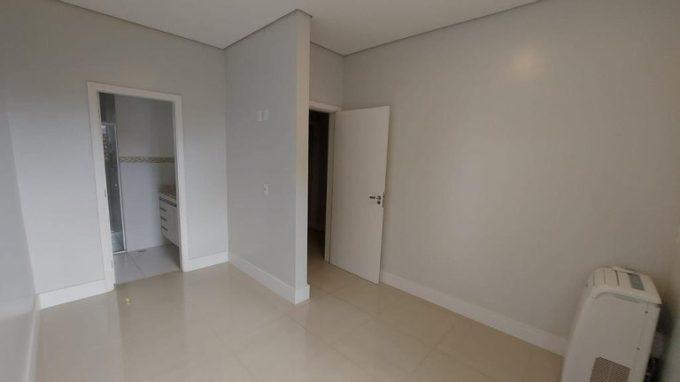 Imagem Sobrado com 3 Quartos à Venda, 140 m² em Bairro Das Palmeiras - Campinas Imagem Sobrado com 3 Quartos à Venda, 140 m² em Bairro Das Palmeiras - Campinas