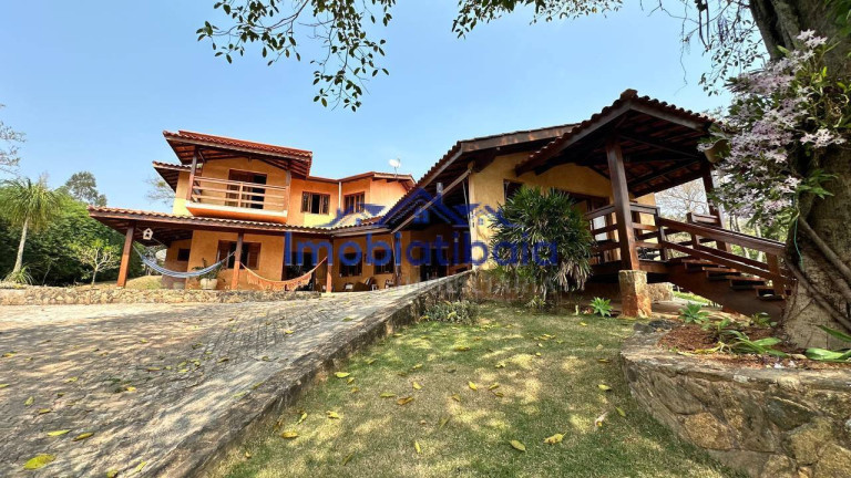 Imagem Chácara com 3 Quartos à Venda, 2 m² em Centro - Piracaia