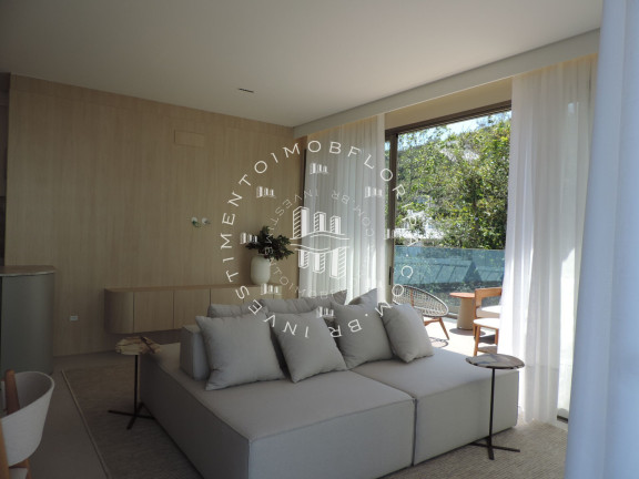 Imagem Cobertura com 3 Quartos à Venda, 180 m² em Jurerê - Florianópolis Imagem Cobertura com 3 Quartos à Venda, 180 m² em Jurerê - Florianópolis