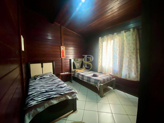 Imagem Casa com 3 Quartos à Venda, 210 m² em Terra Preta - Mairiporã Imagem Casa com 3 Quartos à Venda, 210 m² em Terra Preta - Mairiporã