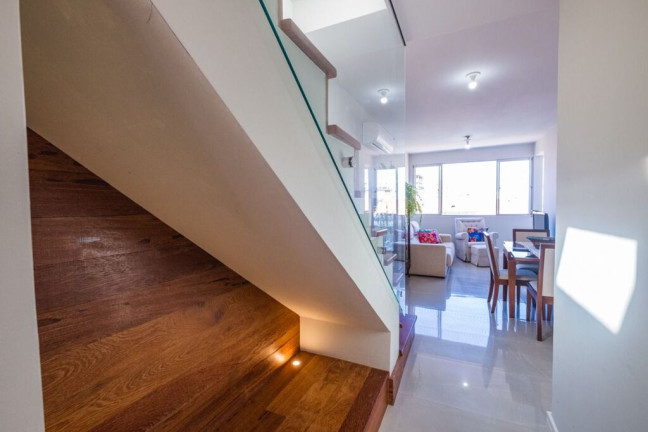 Imagem Apartamento com 3 Quartos à Venda, 177 m² em Centro - Florianópolis Imagem Apartamento com 3 Quartos à Venda, 177 m² em Centro - Florianópolis
