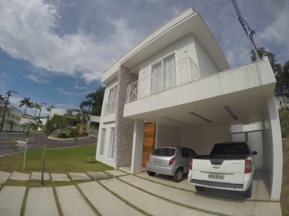 Imagem Casa com 3 Quartos à Venda, 230 m² em Aleixo - Manaus Imagem Casa com 3 Quartos à Venda, 230 m² em Aleixo - Manaus