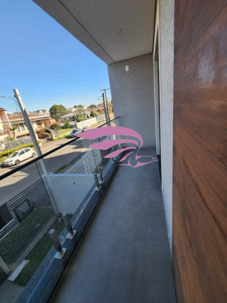 Imagem Casa com 3 Quartos à Venda, 149 m² em Uberaba - Curitiba