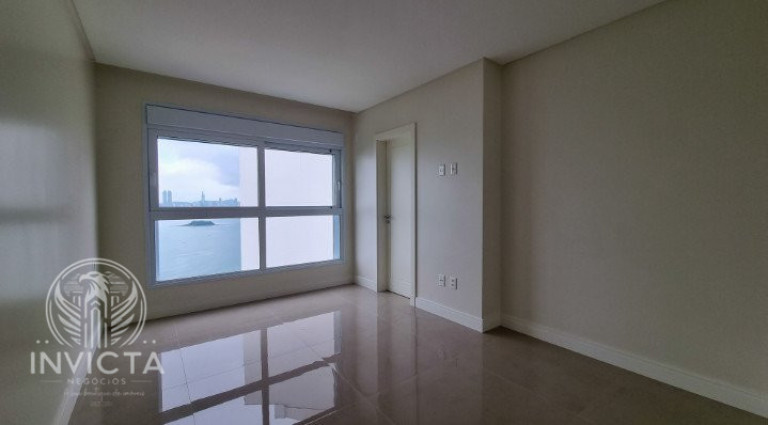 Imagem Apartamento com 4 Quartos à Venda, 161 m² em Pioneiros - Balneário Camboriú Imagem Apartamento com 4 Quartos à Venda, 161 m² em Pioneiros - Balneário Camboriú