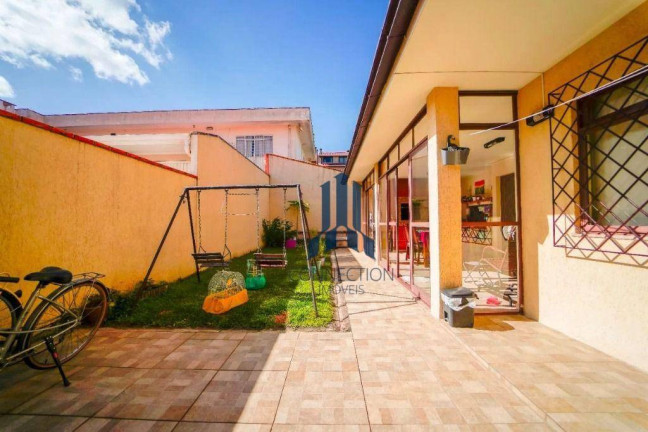 Imagem Sobrado com 5 Quartos à Venda, 267 m² em Seminário - Curitiba Imagem Sobrado com 5 Quartos à Venda, 267 m² em Seminário - Curitiba