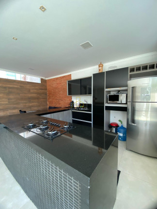 Imagem Casa com 3 Quartos à Venda, 200 m² em Colina De Laranjeiras - Serra