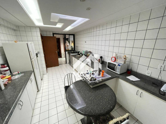 Imagem Apartamento com 4 Quartos à Venda, 180 m² em Praia Da Costa - Vila Velha Imagem Apartamento com 4 Quartos à Venda, 180 m² em Praia Da Costa - Vila Velha