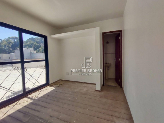 Imagem Cobertura com 3 Quartos à Venda, 130 m² em Vale Do Paraíso - Teresópolis Imagem Cobertura com 3 Quartos à Venda, 130 m² em Vale Do Paraíso - Teresópolis