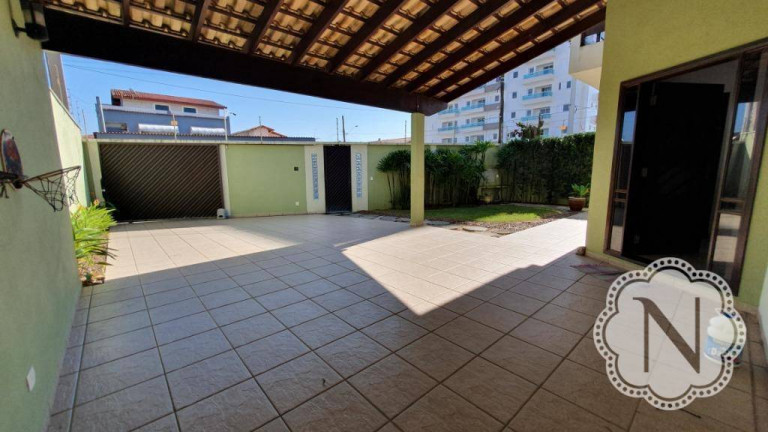 Imagem Sobrado com 4 Quartos à Venda, 230 m² em Centro - Itanhaém Imagem Sobrado com 4 Quartos à Venda, 230 m² em Centro - Itanhaém