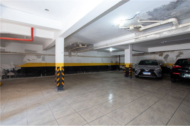 Imagem Sala Comercial à Venda, em Centro - Florianópolis Imagem Sala Comercial à Venda, em Centro - Florianópolis