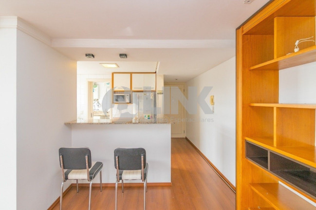 Imagem Apartamento com 2 Quartos à Venda, 88 m² em Moinhos De Vento - Porto Alegre Imagem Apartamento com 2 Quartos à Venda, 88 m² em Moinhos De Vento - Porto Alegre