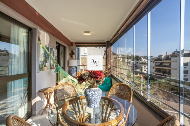 Imagem Apartamento com 3 Quartos à Venda, 125 m² em Menino Deus - Porto Alegre Imagem Apartamento com 3 Quartos à Venda, 125 m² em Menino Deus - Porto Alegre