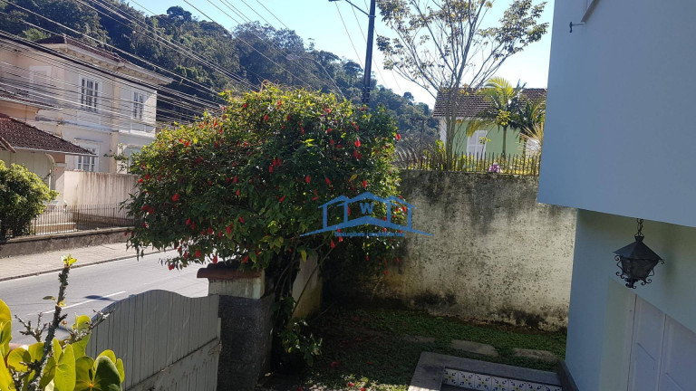 Imagem Casa com 4 Quartos à Venda, 292 m² em Centro - Petrópolis Imagem Casa com 4 Quartos à Venda, 292 m² em Centro - Petrópolis